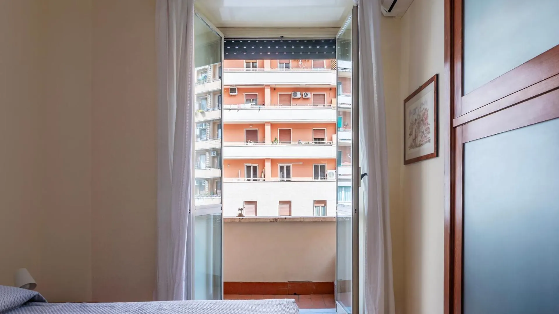 Prati Degli Strozzi Welcoming Apartment Rome